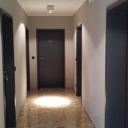 Hotel Henry Dreieich Ruang foto