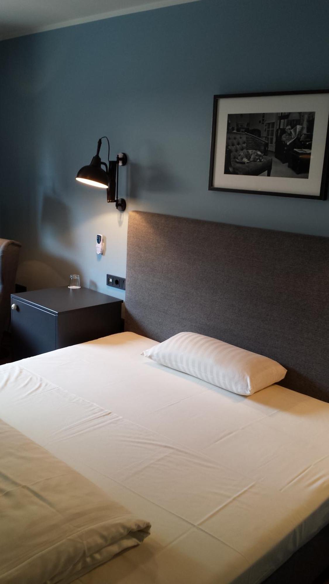 Hotel Henry Dreieich Ruang foto