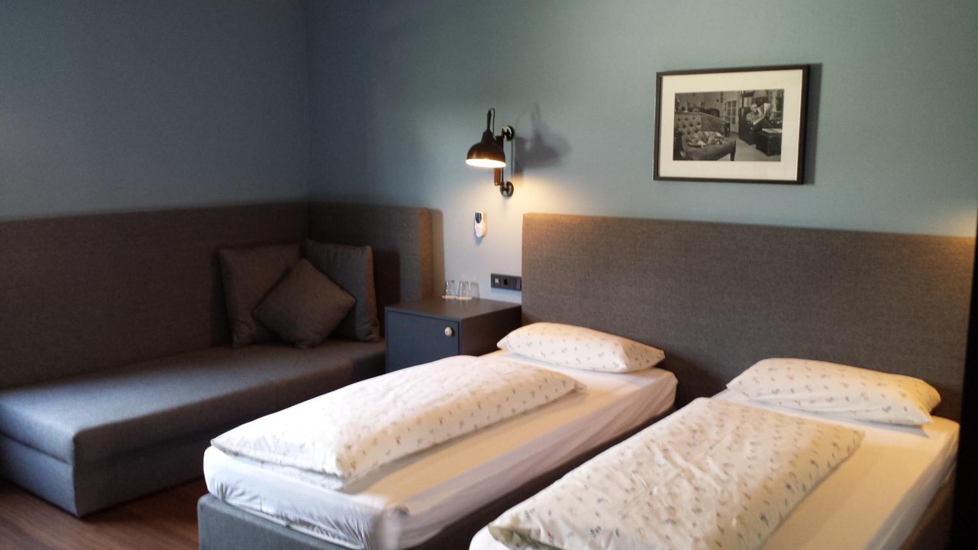 Hotel Henry Dreieich Ruang foto