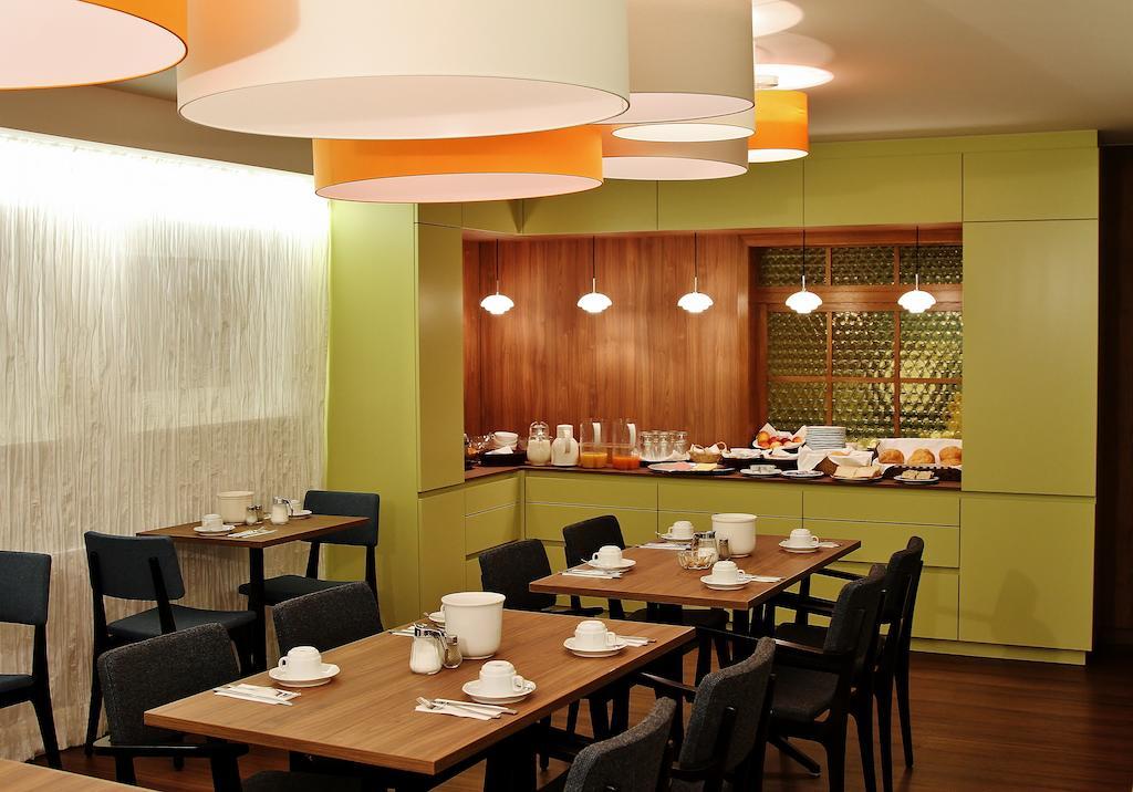 Hotel Henry Dreieich Ruang foto